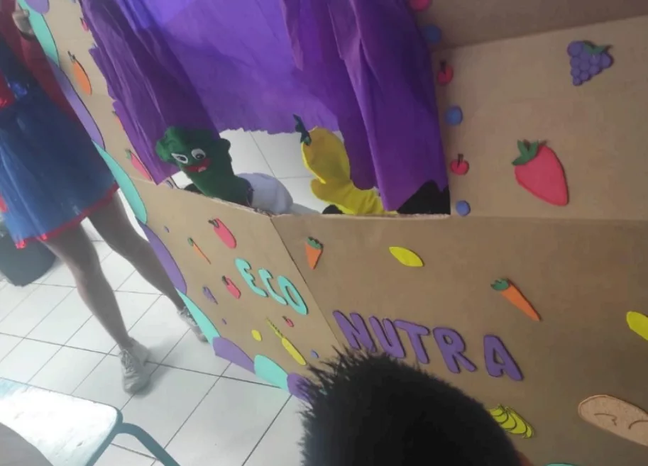 Presentación de títeres para los niveles inferiores