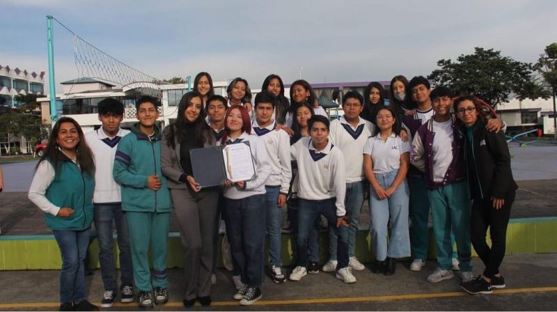 Archivo:Grupo Juvel.jpg