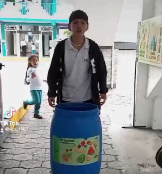 Archivo:FOTO 4-Lev zero.png