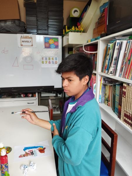 Archivo:Lev Antorcha Vida.jpg